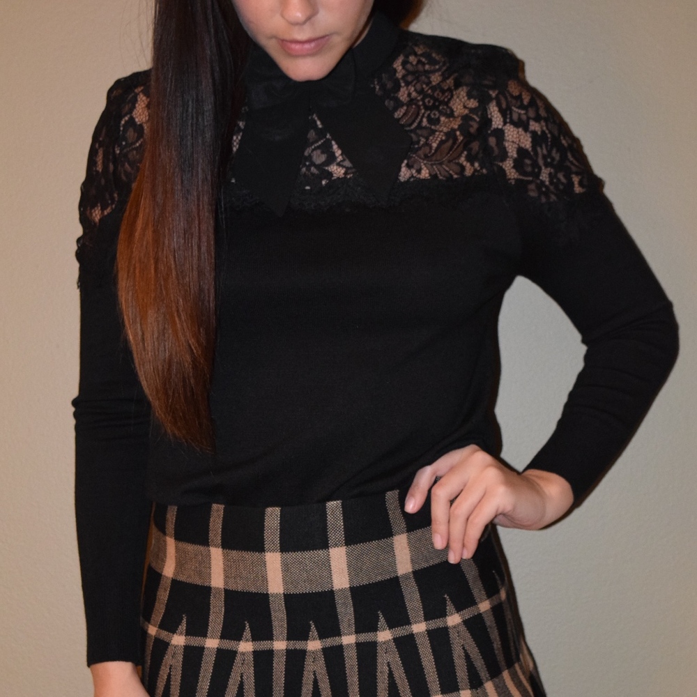 Black Lace Sweater Bowtie
