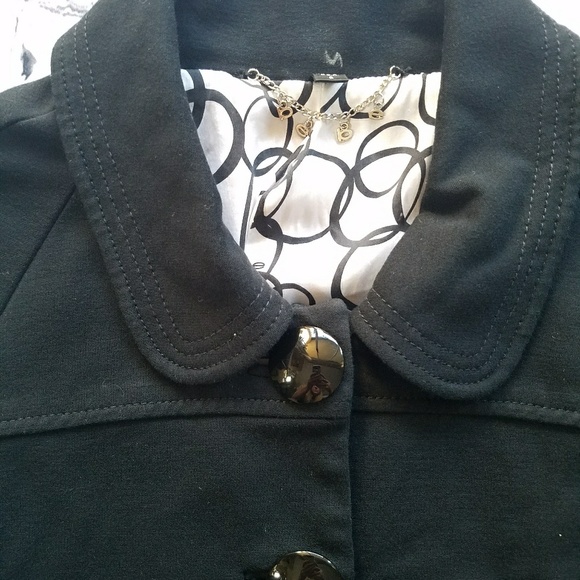 BEBE Women's Cropped Jacket Sz 6 Small - Picture 3 of 6