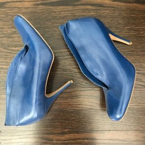 Scorch Pattullo blue heels