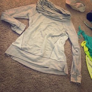 Fall shirt with builtin scarf