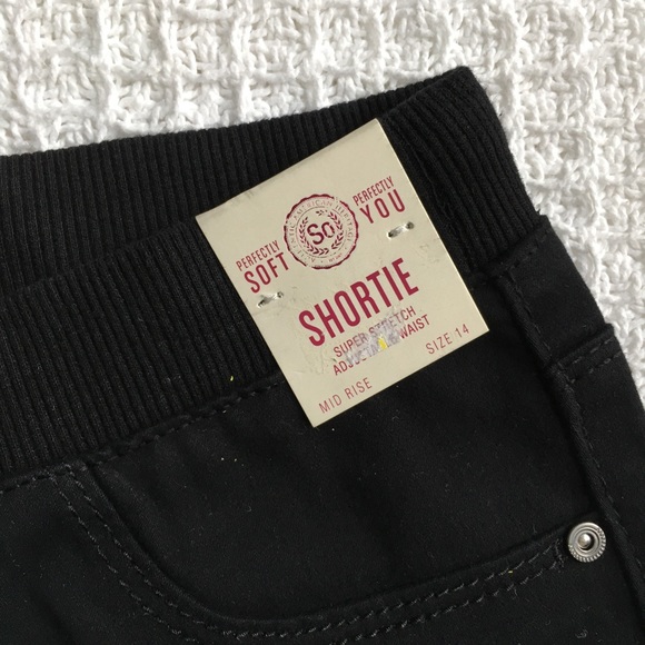 SO Ribbed Waist Sateen Shorts Black New - Picture 3 of 6