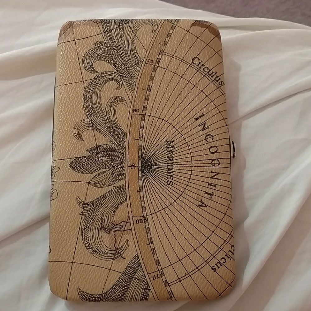Rustic Leather Wallet - Picture 2 of 4