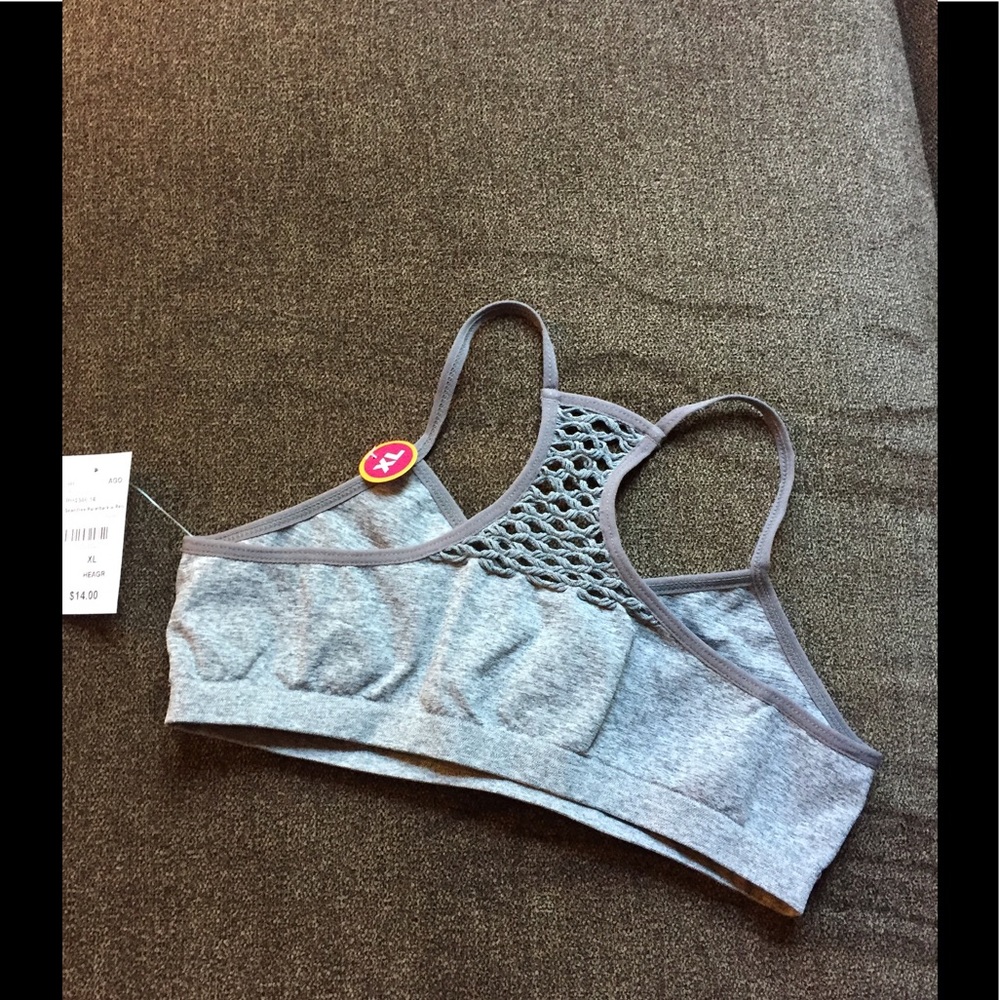 Fun Bralette, Seamless and Soft - Picture 2 of 4