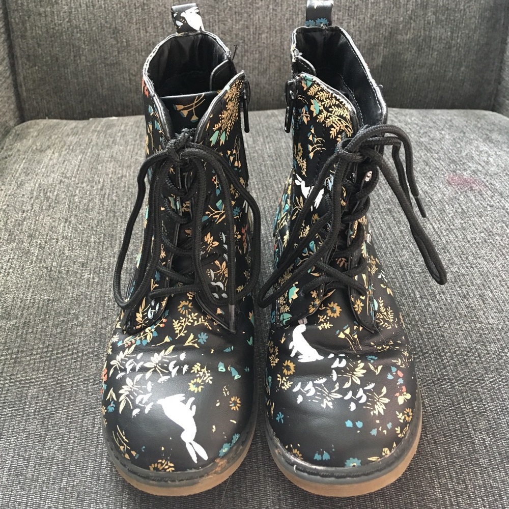 Old Navy Combat Boots Size 11