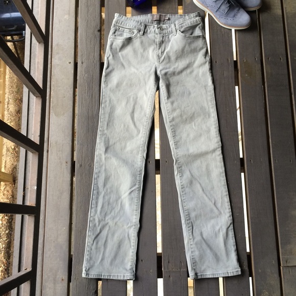 Levi's Classic Jeans - Picture 4 of 7