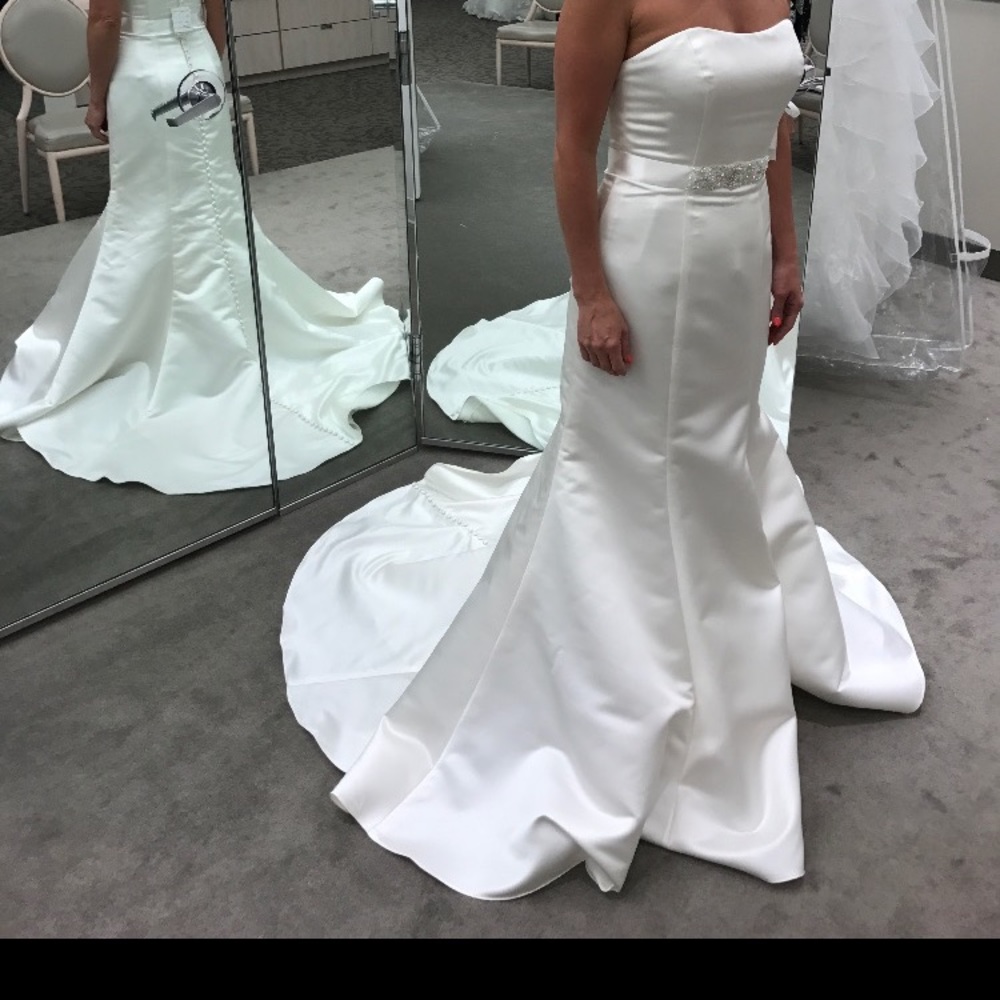 Brand New Wedding Dress