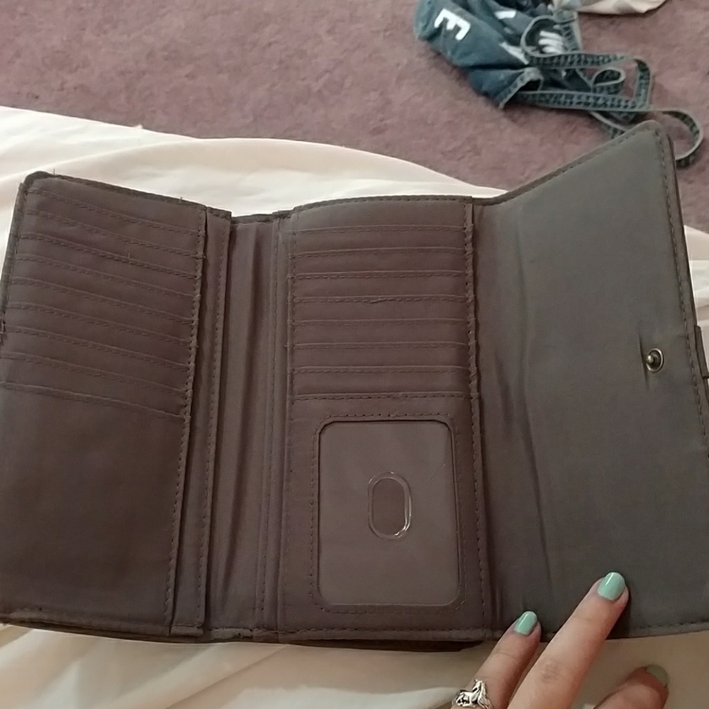 Grey Wallet - Picture 3 of 5