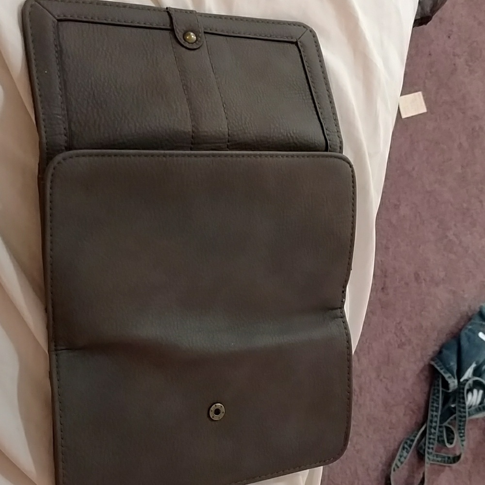 Grey Wallet - Picture 4 of 5