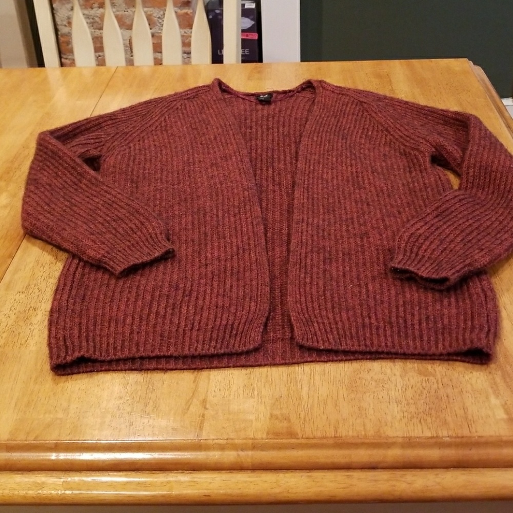 Sweater SOLD"!!!