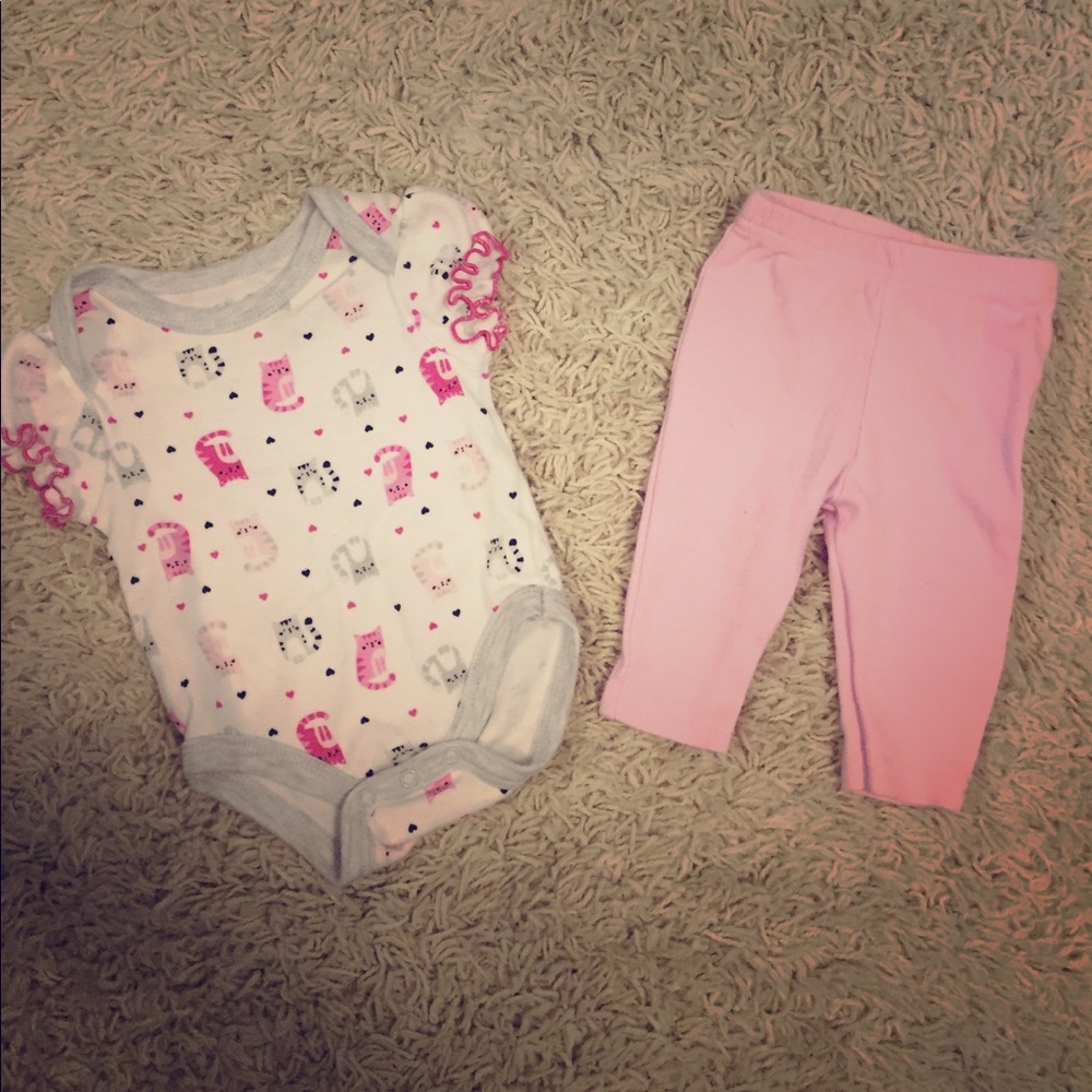 Two piece infant girl 0-3M set