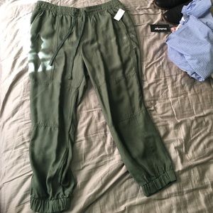 Gap Joggers
