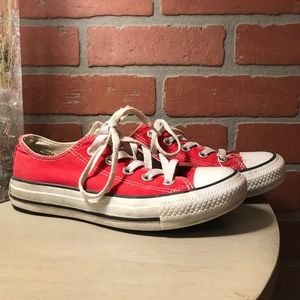 red converse