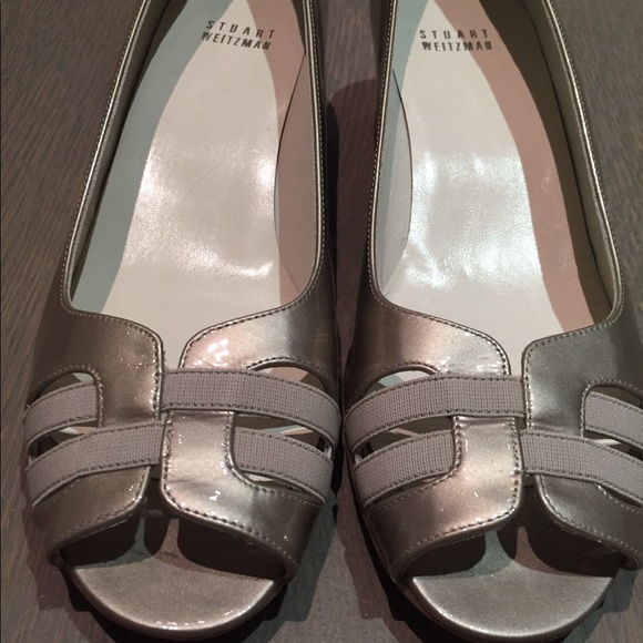 Stuart Weitzman NEVER WORN patent leather peep-toe - Picture 1 of 5