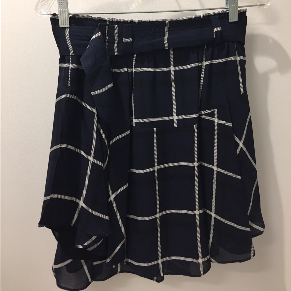 Asymmetrical ALC skirt