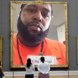 Meet your Posher, Dena