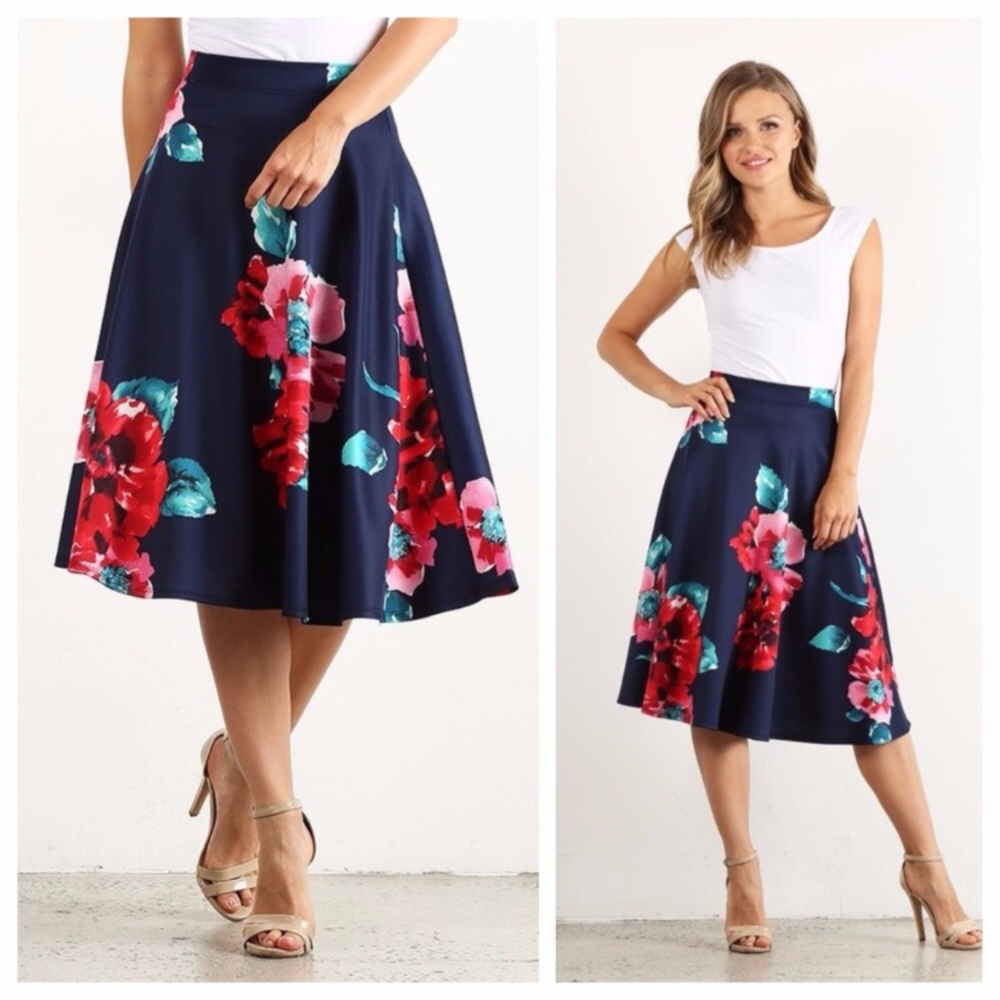 🔥SALE🔥 FLORAL SKIRT