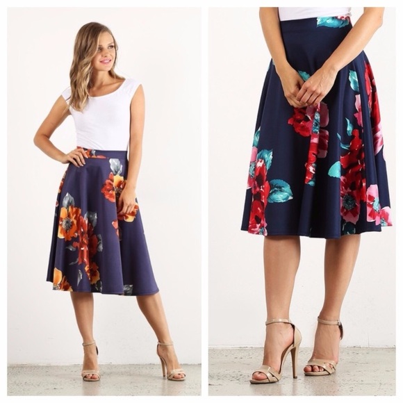 🔥SALE🔥 FLORAL SKIRT - Picture 3 of 3