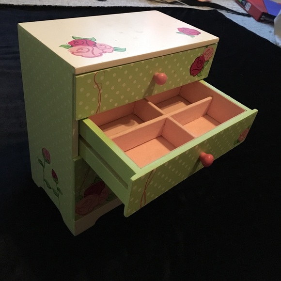 Floral Jewelry Box - Picture 2 of 4