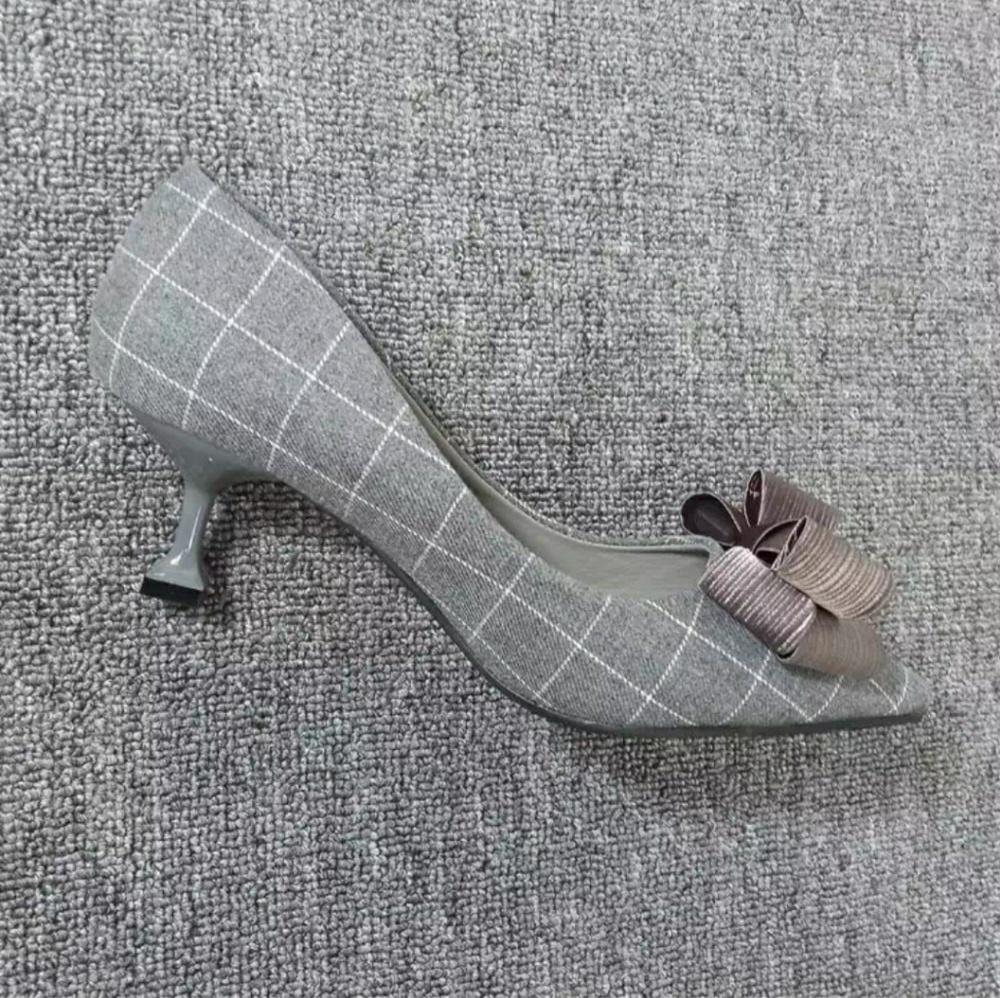 Grey Checkered heels - Picture 3 of 4