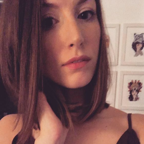 Meet your Posher, Anna - Picture 1 of 1