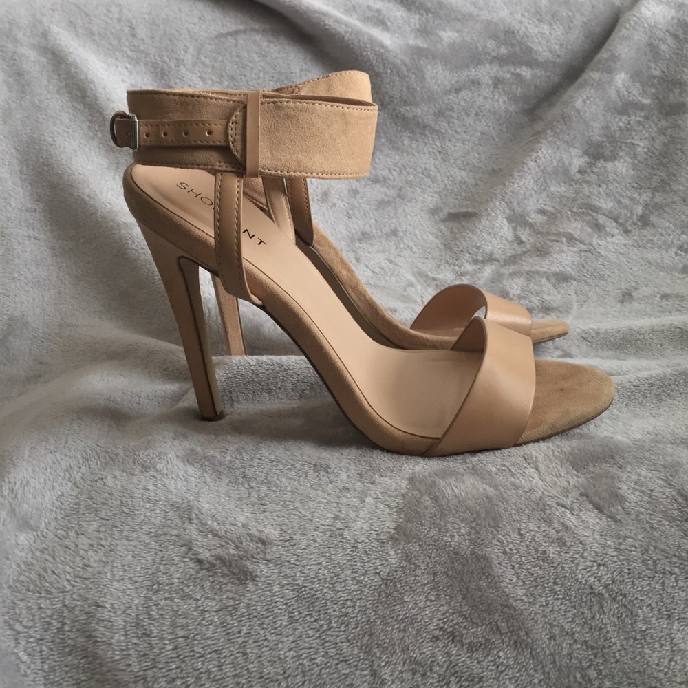Nude ankle strap heels
