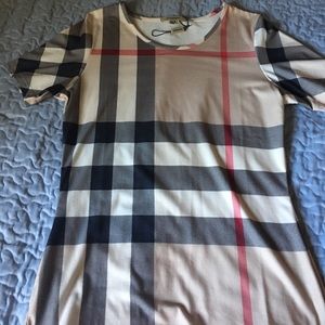 Plaid Burberry top bran new