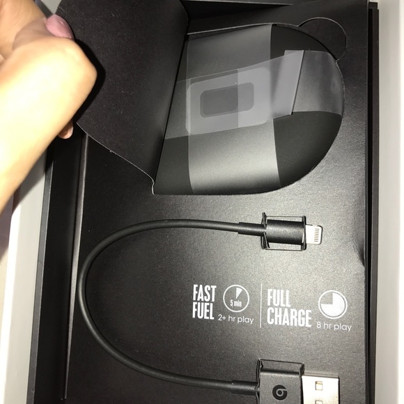 Beats X by dr. dre - Picture 4 of 6