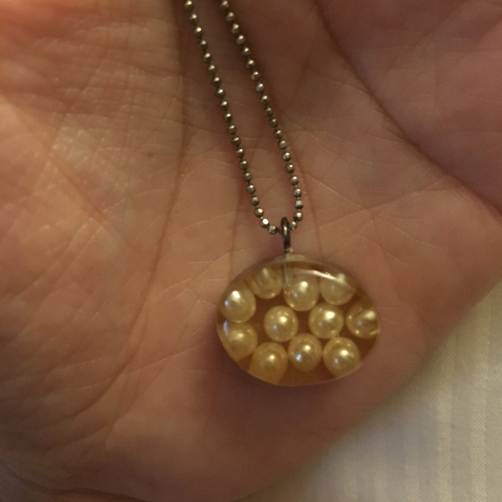 {vivi sun} freefloating pearls and silver necklace