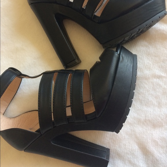 beau + ashe heels - Picture 3 of 4