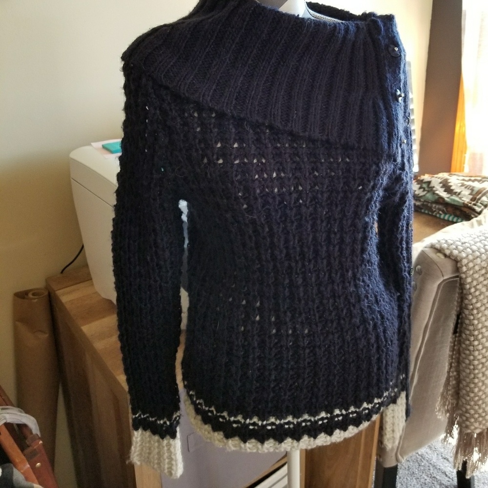 LOFT Sweater