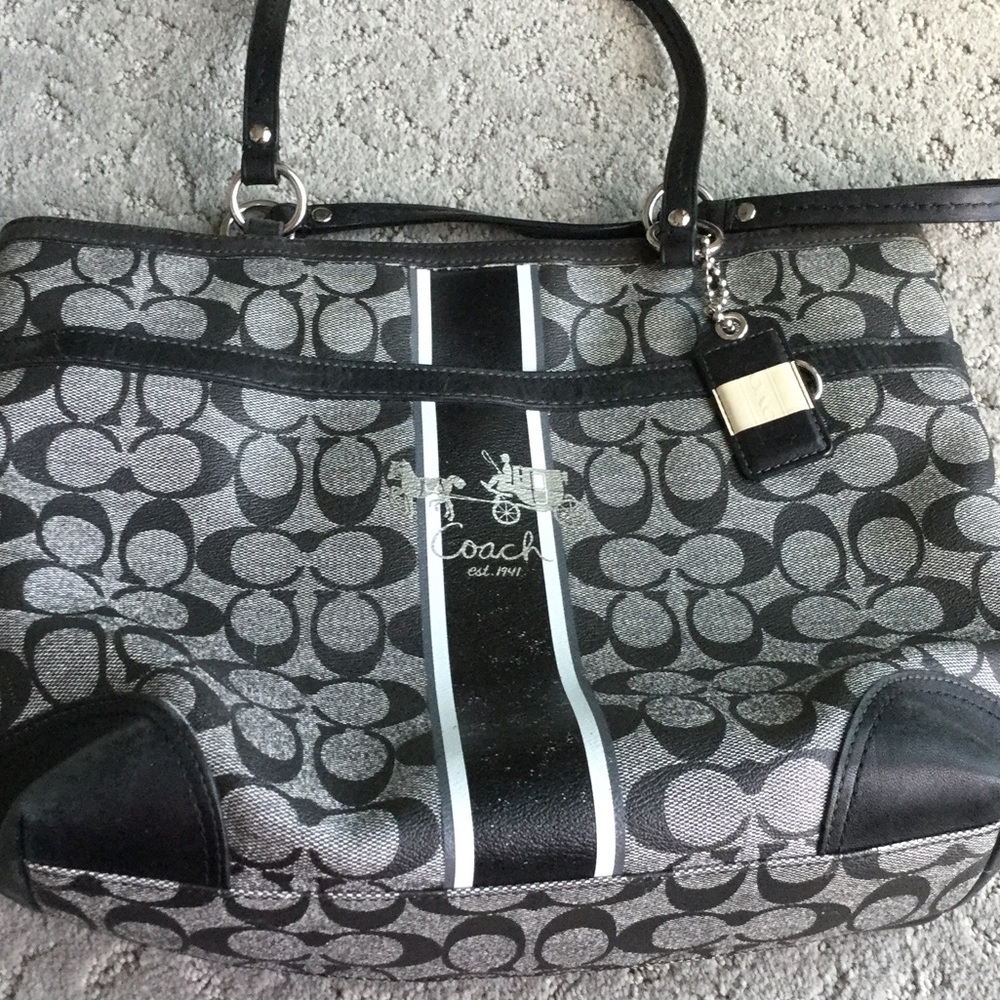 Coach Purse - Picture 3 of 7