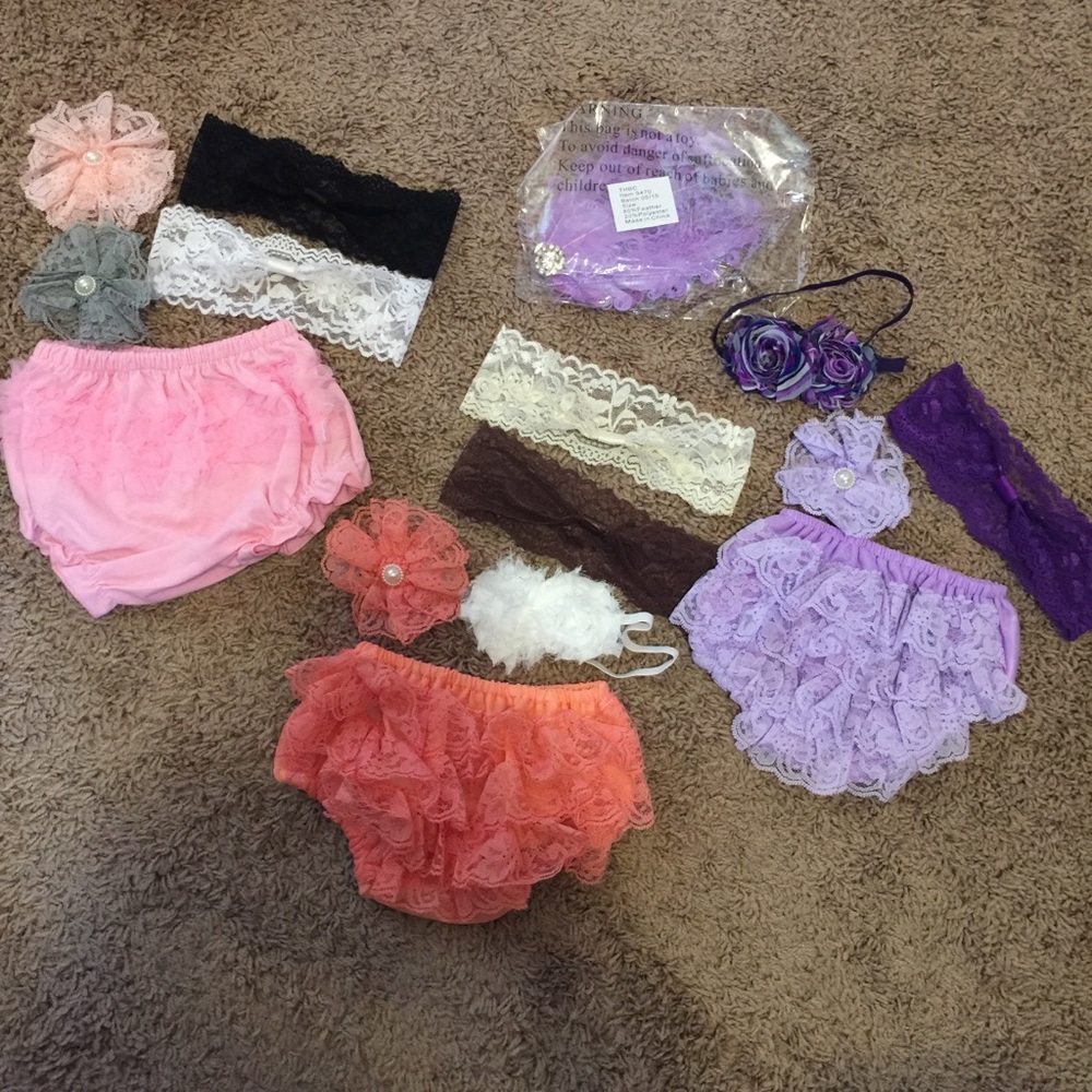 NWOT Baby bloomers & headband bundle