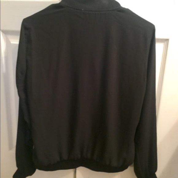 🌷Really cute jacket!! - Picture 7 of 8