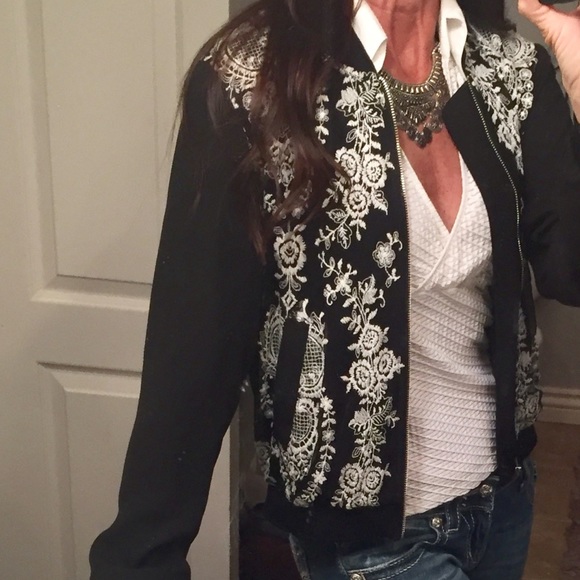 🌷Really cute jacket!! - Picture 2 of 8