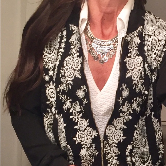 🌷Really cute jacket!! - Picture 8 of 8