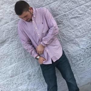 Meet your Posher, Devin