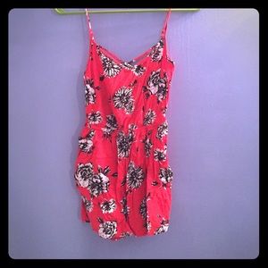 💞Red sunflower romper 💞