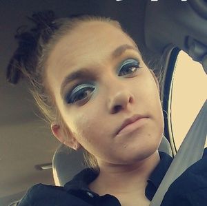 Meet your Posher, Kelsey