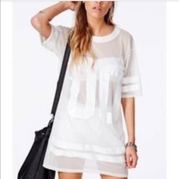 Misguided mesh top - Picture 3 of 3