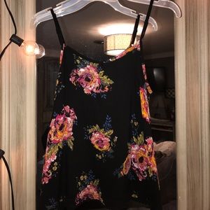 pretty black crop top