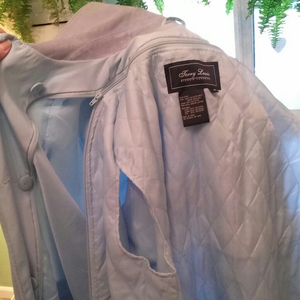 Terry Lewis trench coat - Picture 3 of 5