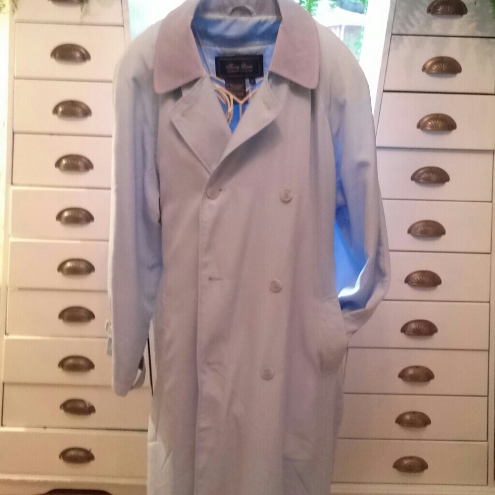 Terry Lewis trench coat - Picture 4 of 5