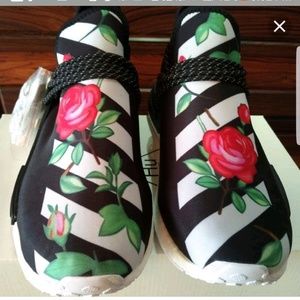 Meet your Posher, Pepe