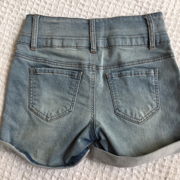 SO Light Wash Braided Belt Loop Jean Shorts New - Picture 7 of 7