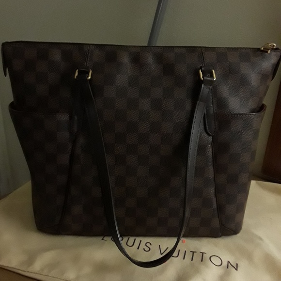 AUTHENTIC LOUIS VUITTON - Picture 1 of 4