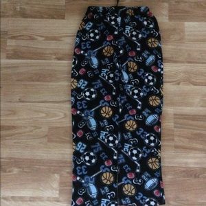 Boys pajama bottoms size large (12).