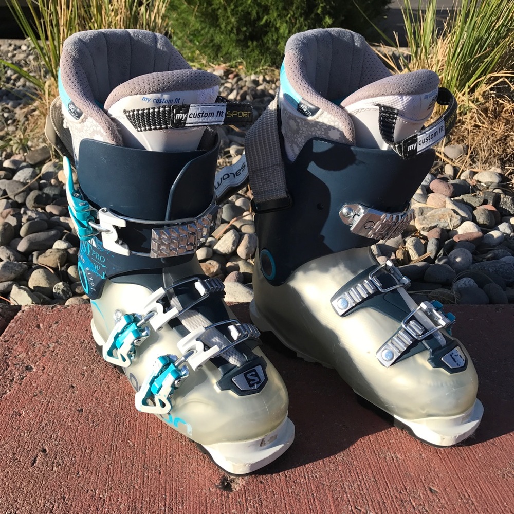 Salomon Quest 80 Ski Boots