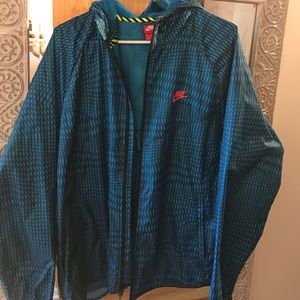 Men's New Without tag Nike windbreaker