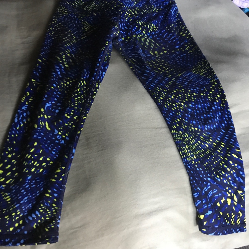 Fabletics Crop Yoga Pant