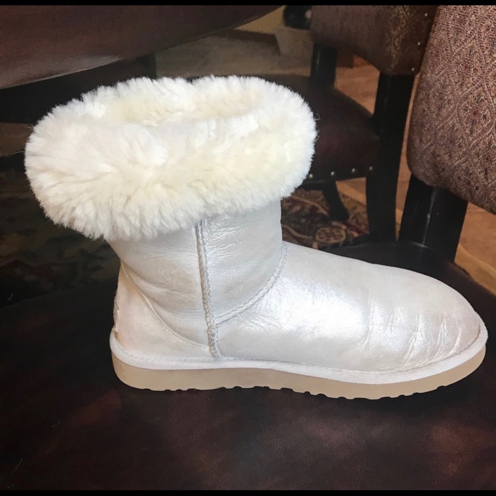 UGG SIZE 8 BOOTS